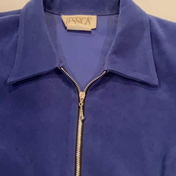 PTP 20 inches length 22” gorgeous, blue, zipper closure, removable shoulder pads - Picture 6 of 10